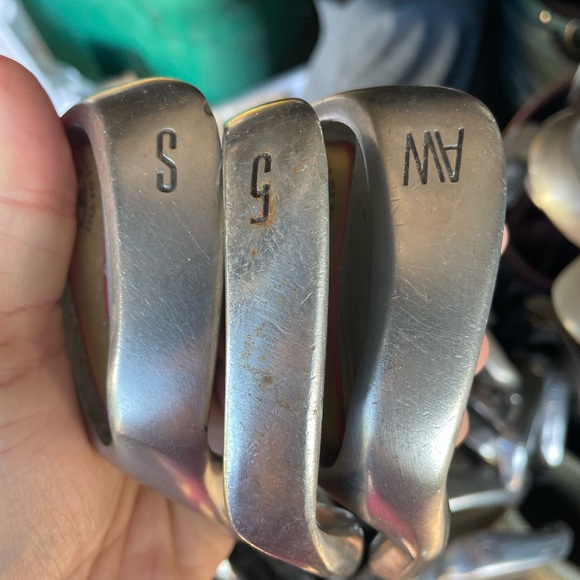 Golf clubs Eye of the tiger. 
3 pc iron set - Picture 2 of 6